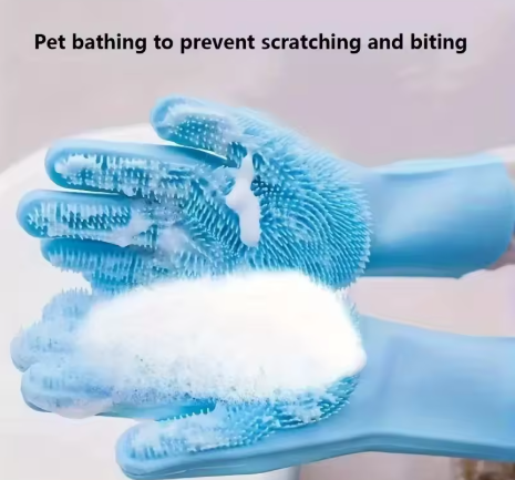 Pet Shower Scrub Pack (Gloves & Shampoo Dispenser)
